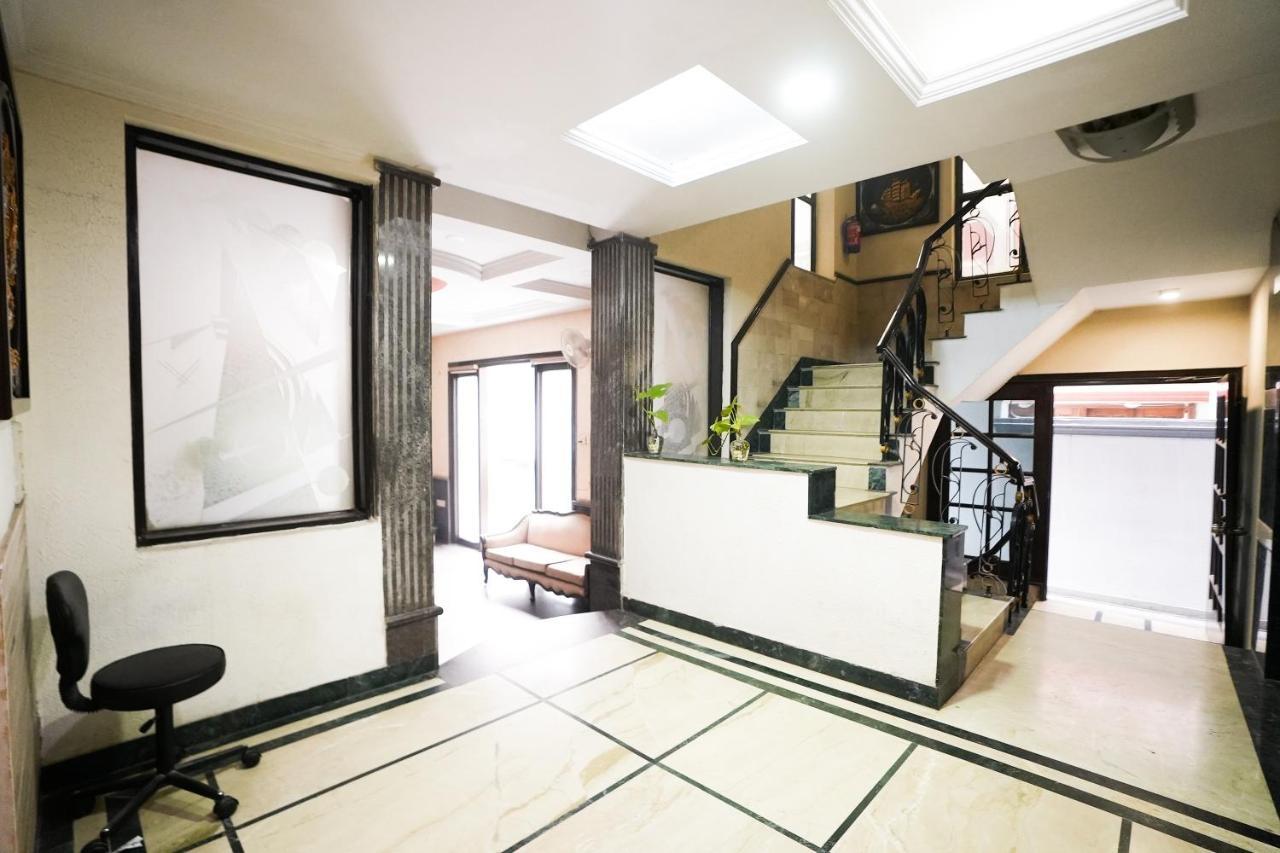 Stay Well Hotels & Homes غورغاون المظهر الخارجي الصورة