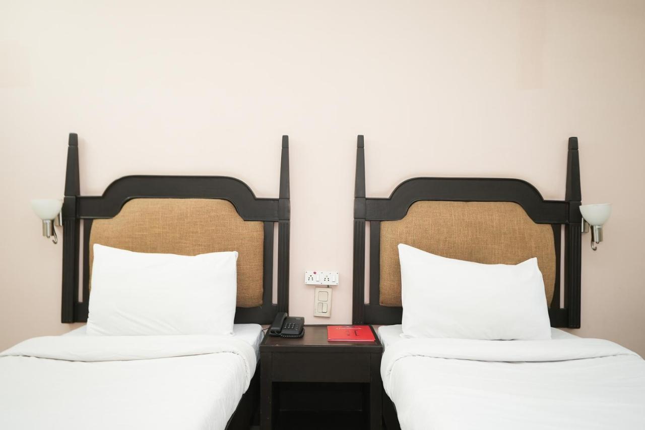 Stay Well Hotels & Homes غورغاون المظهر الخارجي الصورة